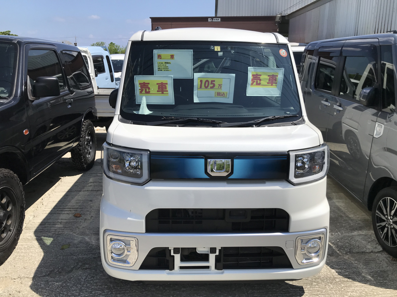 中古車 高年式ピクシスメガ お手頃ウェイク入庫しました 新車 中古車情報 カーリフレッシュ ｋ